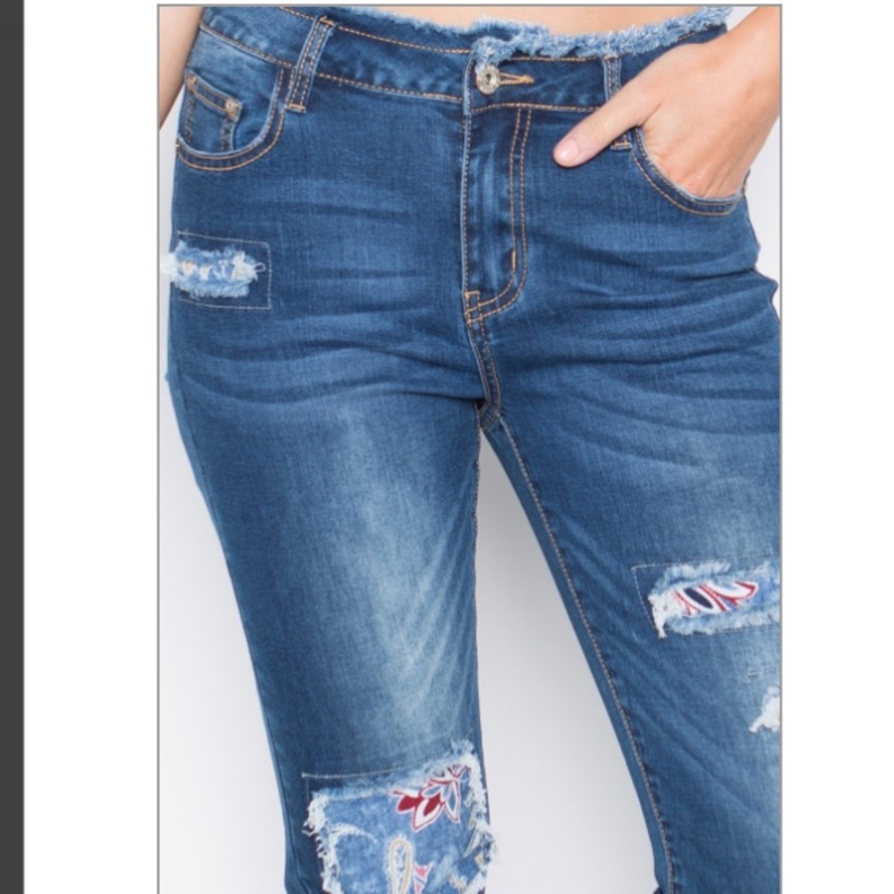 BBA Patchwork Cropped Jeans Denim stretch Stylish Blue boutique NEW